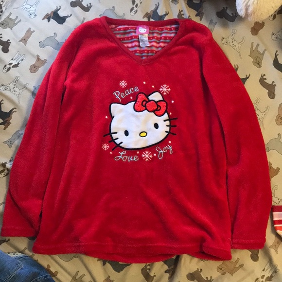 Clothes - Picture 3 of 3